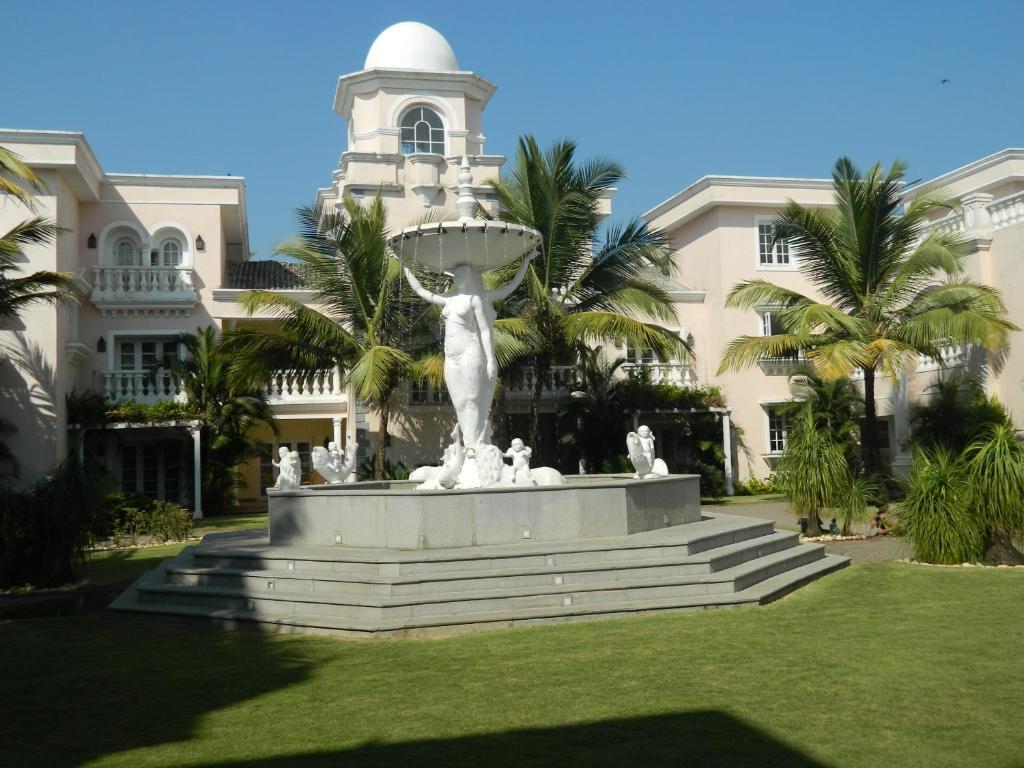 Club Mahindra Emerald Palms, Goa Benaulim Exterior photo